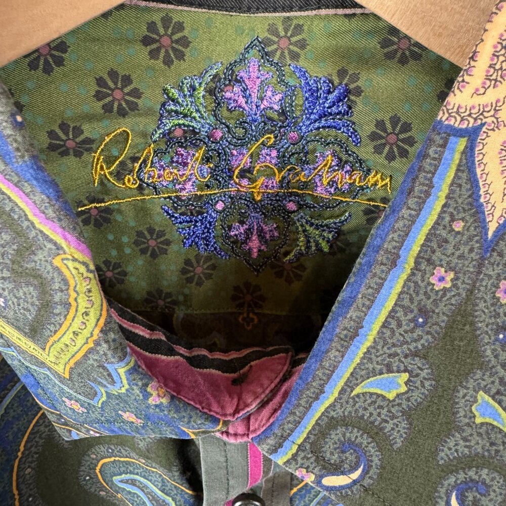 Robert Graham :Patterned Button Down Size Large - image 3